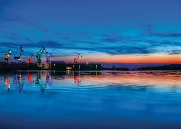 Lovely In With Sauna Будинок відпочинку *