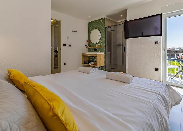 Lovely In With Sauna Будинок відпочинку *