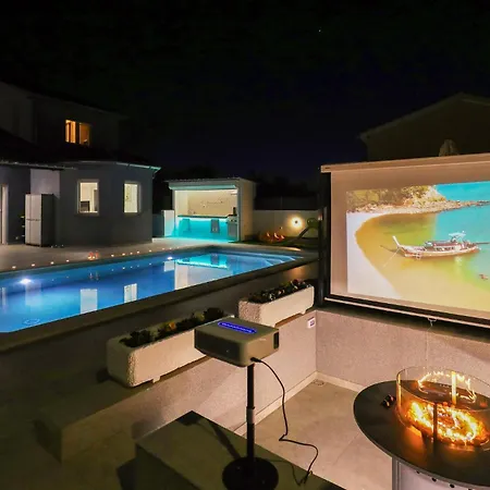 Lovely In With Sauna