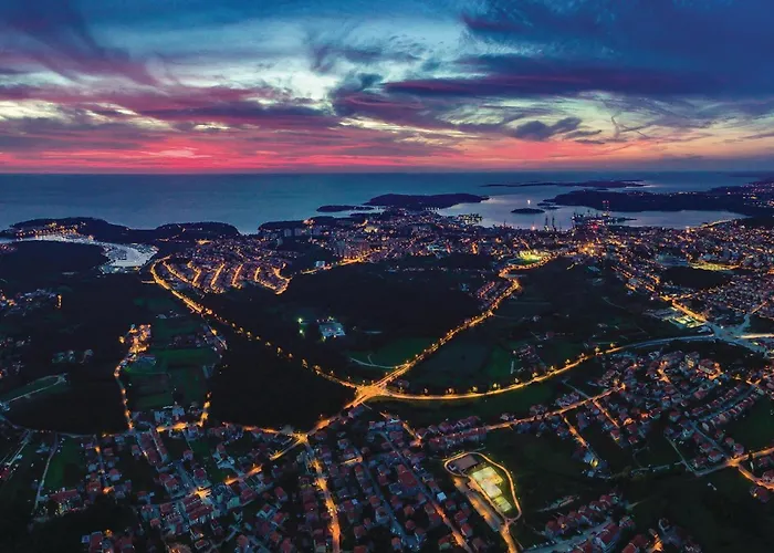 Lovely In With Sauna Σπίτι διακοπών Πούλα