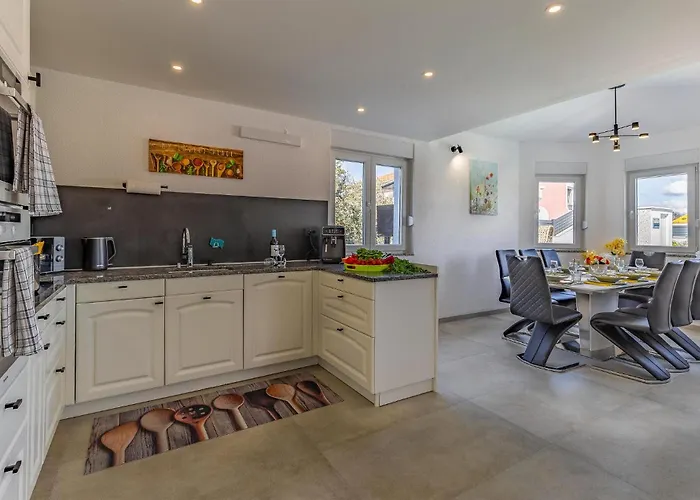 Lovely In With Sauna Σπίτι διακοπών *