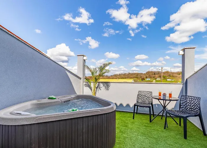 Lovely In With Sauna *